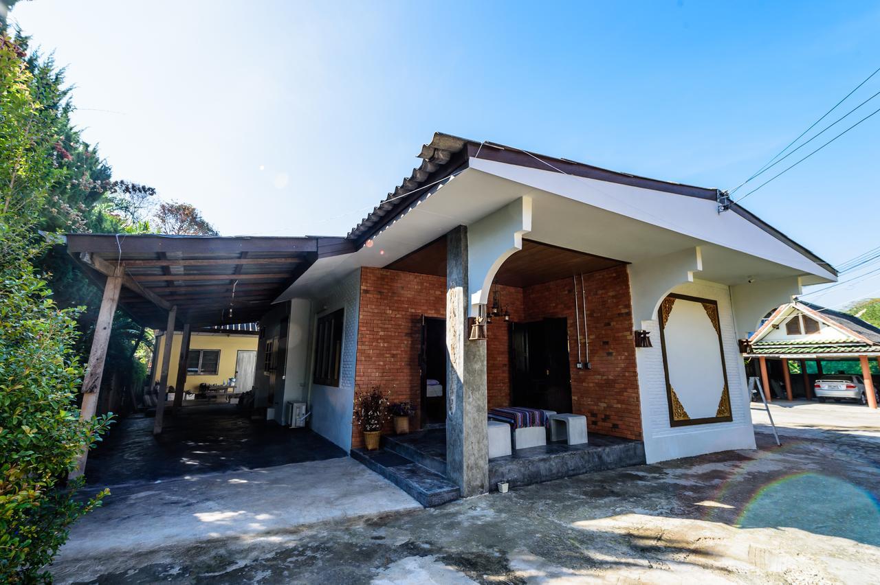 Huan Amphan Chiang Rai Buitenkant foto