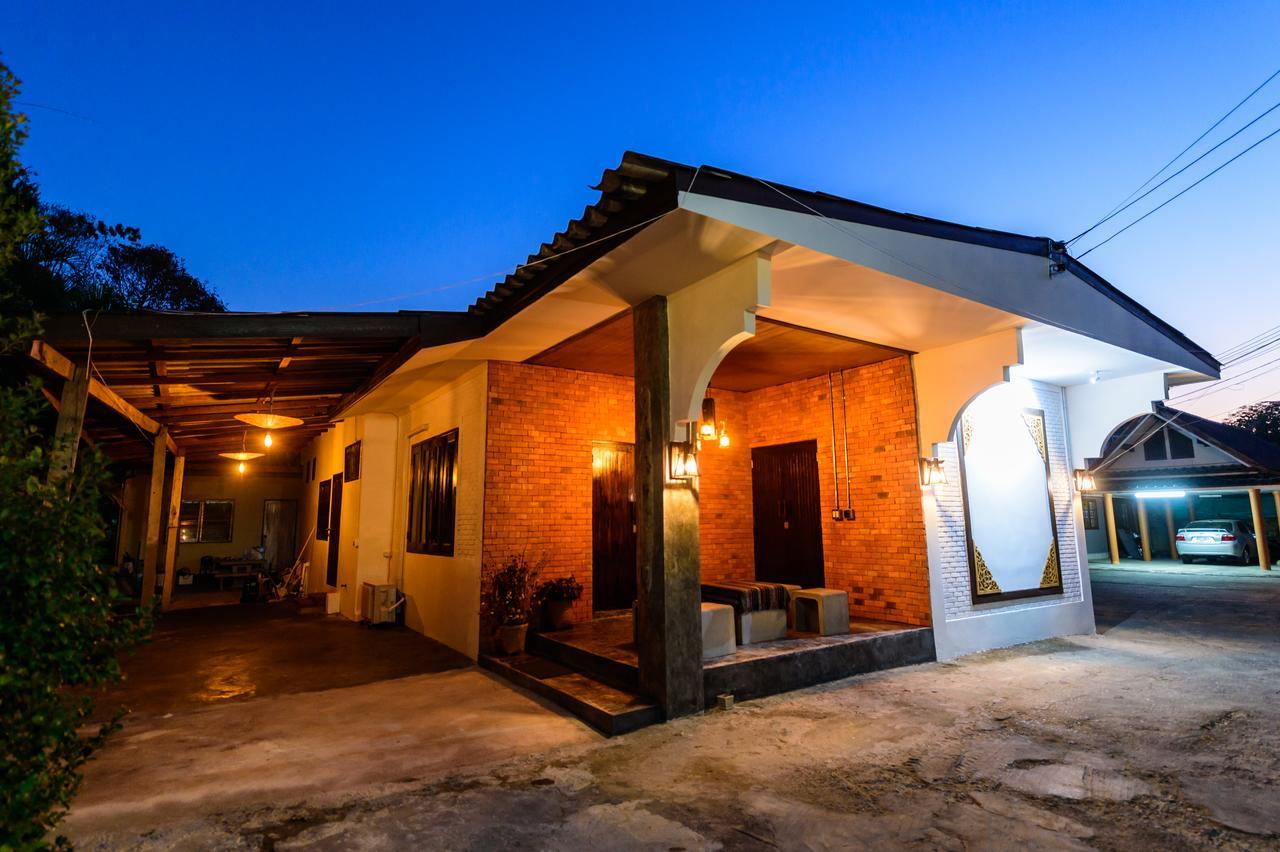 Huan Amphan Chiang Rai Buitenkant foto