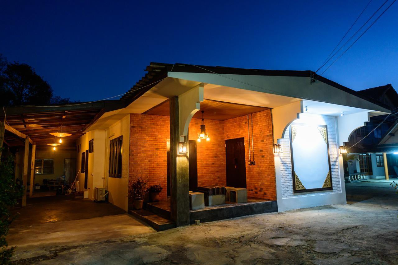 Huan Amphan Chiang Rai Buitenkant foto